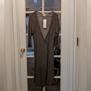 Max Studio Geometric Black and White Long Sleeve Dress